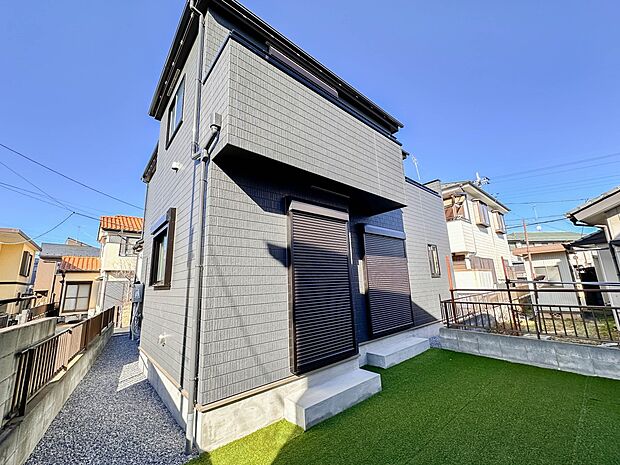 【庭】庭がある戸建てに住む楽しみのひとつは、自分たちの好みに合わせて、家庭菜園や庭づくりができることでしょう。自由自在に庭をコーディネートしてみませんか！