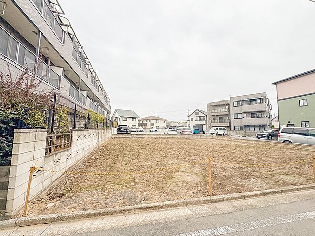 1号棟【外観】こちらの物件に少しでもご興味がありましたら、お気軽にお電話下さい。ネット上で「見えない物」「わからない事」でも、実際にご見学いただくことで、手に取るようにおわかりいただけるはず…