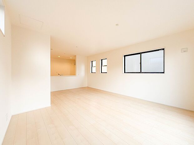 1号棟【LDK19.25帖】料理をしながら、後片付けをしながら二人で会話を楽しみたい空間。