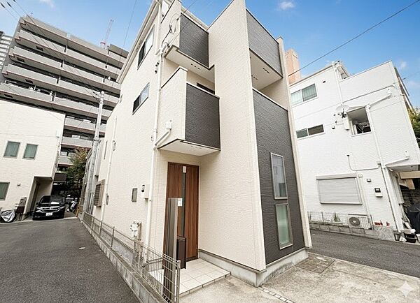 外観：311002229764