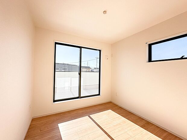 充実した生活は伸びやかな居室空間から始まります。快適に・伸びやかに。心の潤いを求める方々へ。