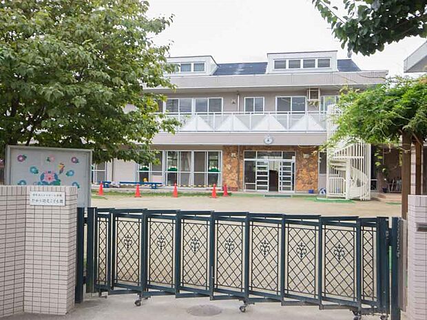 幼稚園・保育園 925m ひかり幼稚園(ひかり幼稚園 徒歩12分)