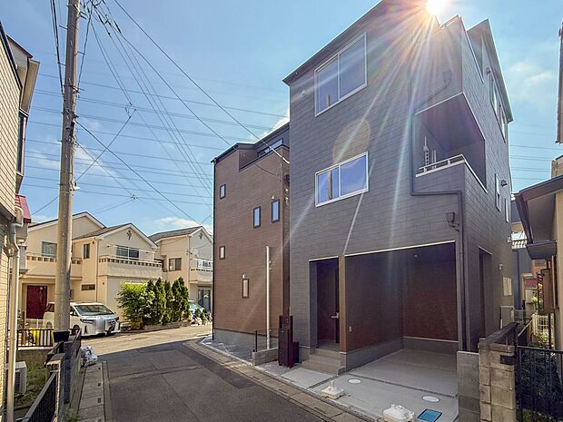 1号棟【外観】周辺環境・街並など、資料には掲載していない情報が現地にはたくさんございます。是非現地をご確認下さい。