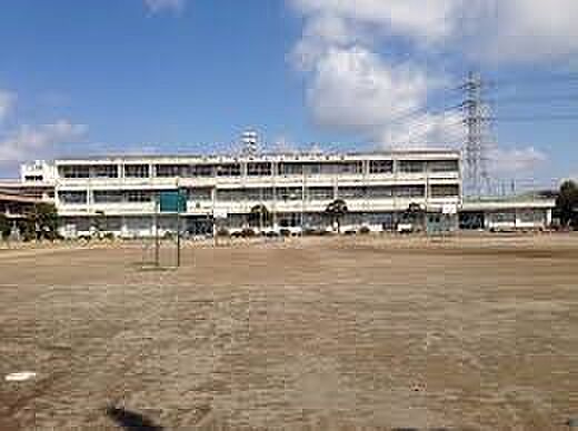 小学校 400m 上尾市立上平小学校