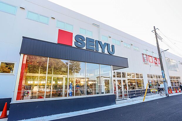 スーパー 1200m 西友東大宮店