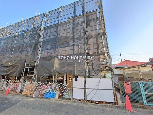 【外観】家族の温かさと陽光の暖かさ、楽しい毎日と明るい未来を予感させる「空間が織り成すひとつ先の住み心地」を演出します。