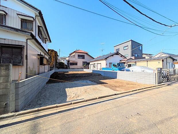 こちらの物件に少しでもご興味がありましたら、お気軽にお電話下さい。ネット上で「見えない物」「わからない事」でも、実際にご見学いただくことで、手に取るようにおわかりいただけるはずです。