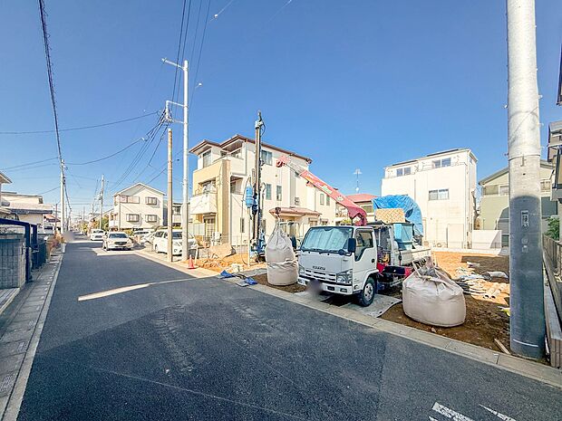 B号棟【前面道路6m】車の通行が少ないので、静かな住環境を維持することができます。