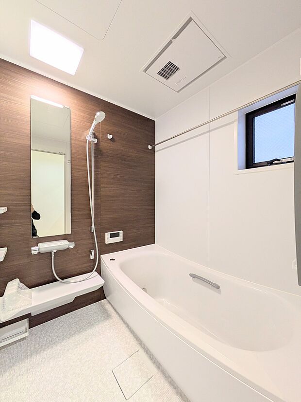 【浴室】一日の疲れを癒してくれるお風呂空間。使いやすさと上質な質感を両立して、単なる習慣から特別な時間に変わるはず。