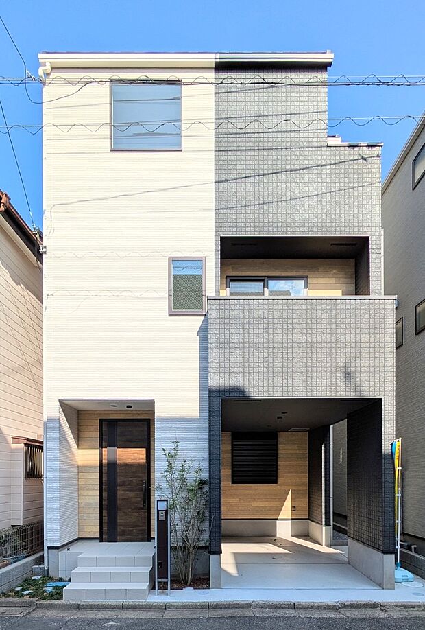 【前面道路】車の通行が少ないので、静かな住環境を維持することができます。