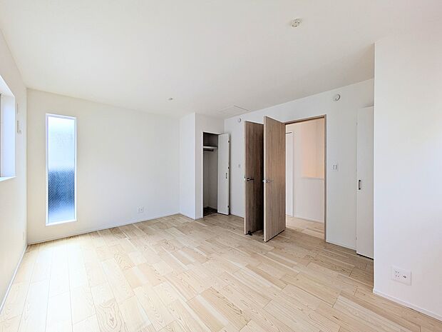 こちらの物件が少しでも気になるようでしたら、お気軽にお問合せください。人生でいちばん大きなお買い物ですので、ゆっくりご見学ください。ネット上の画像と実際の見学では、リアル感がまるで違います。…