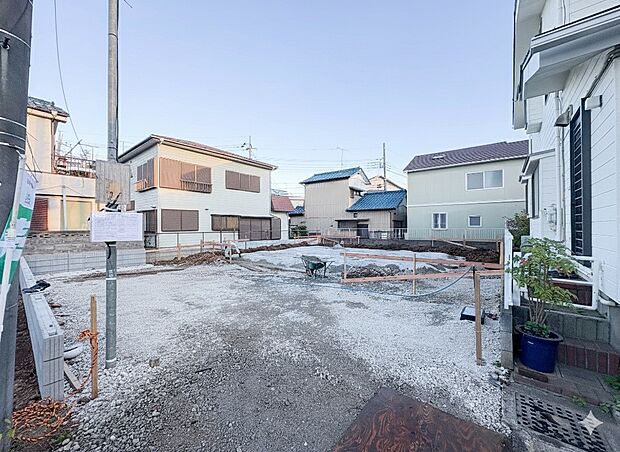 【現地土地写真】ここから始まる「日常」はご家族にとってかけがえのない時間となります。少しでも豊かに、快適に。そんな想いから本邸宅は生まれました。　