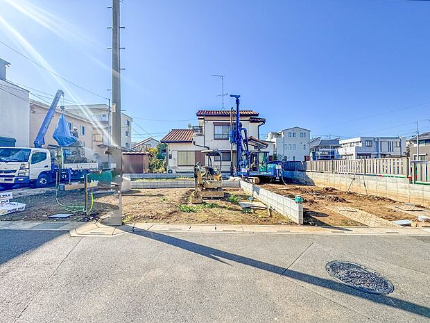 【外観】陽当りが良いと、洗濯物が乾きやすいですし、湿気やカビの心配も減るので快適です。寒い冬の日でも、日差しが届くと家の中が暖かくなりますね。