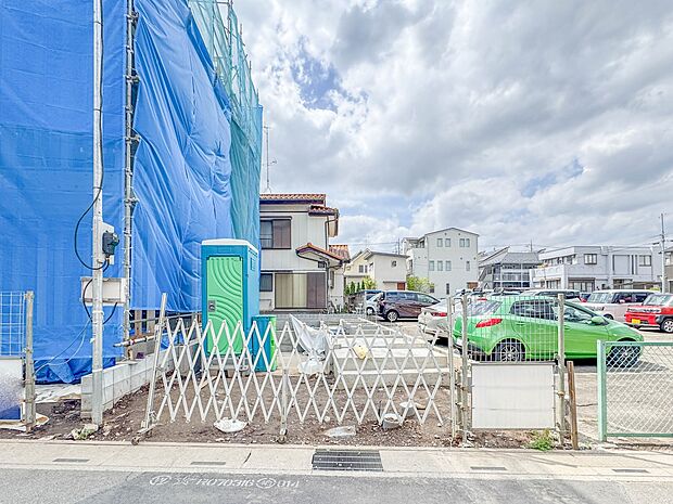 【外観】家族の温かさと陽光の暖かさ、楽しい毎日と明るい未来を予感させる「空間が織り成すひとつ先の住み心地」を演出します。