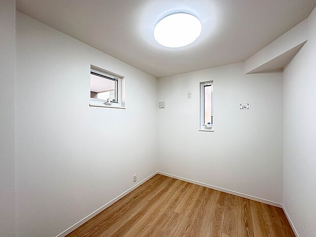 充実した生活は伸びやかな居室空間から始まります。快適に・伸びやかに。心の潤いを求める方々へ。