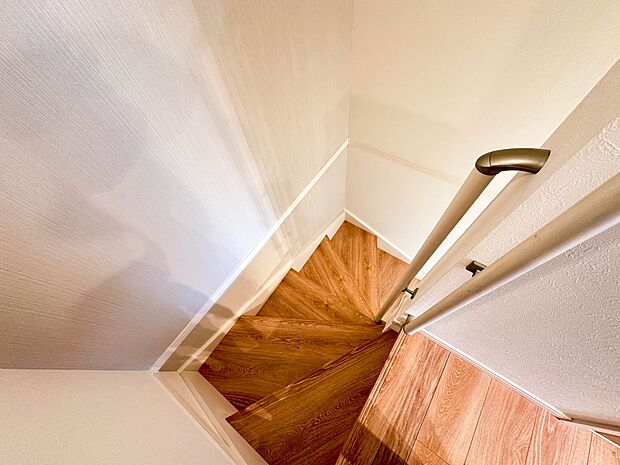 こちらの物件が少しでも気になるようでしたら、お気軽にお問合せください。人生でいちばん大きなお買い物ですので、ゆっくりご見学ください。ネット上の画像と実際の見学では、リアル感がまるで違います。…