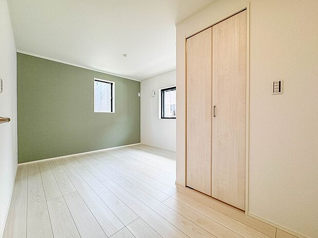 【寝室6.75帖】充実した生活は伸びやかな居室空間から始まります。快適に・伸びやかに。心の潤いを求める方々へ。