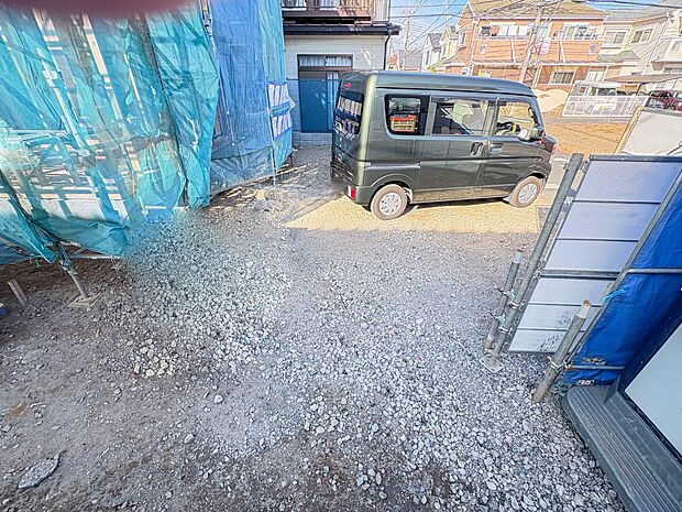 【駐車場】カースペース2台可。車が1台なら、来客用の駐車場や、駐輪スペースとしてご活用ください。