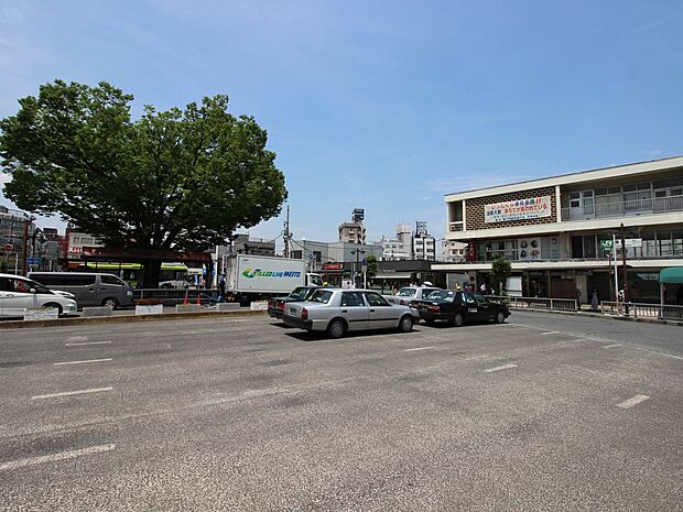 駅 640m 蕨駅(1893年（明治26年）開業の駅。ＪＲ京浜東北線の快速、各駅停車が停車します。蕨市は全国の市の中で最も面積が狭い、住宅の街です。都内に出やすく、フットワークよく買い物など…
