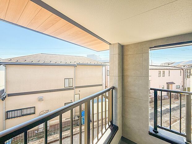 2号棟【眺望】眺望や窓からの景色が良いと、家で過ごす時間も快適です。