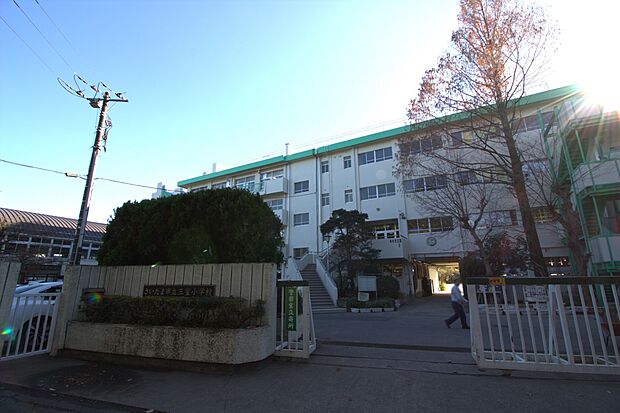 小学校 1550m 三室小学校