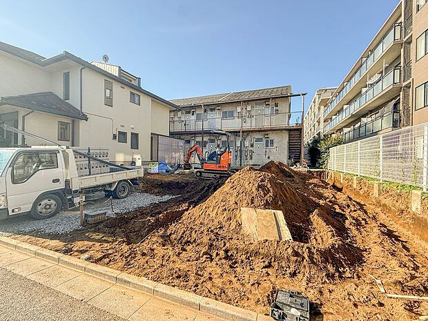 【現地土地写真】周辺環境・街並など、資料には掲載していない情報が現地にはたくさんございます。是非現地をご確認下さい。