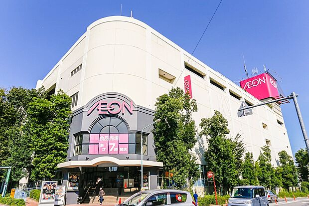 ショッピングセンター 1100m イオン 大宮店(店舗の数だけ、イオンスタイルはある。私たちは新しいお店の形態としてイオンスタイルを立ち上げています。イオンスタイルは専門性の品揃えに、お客さ…