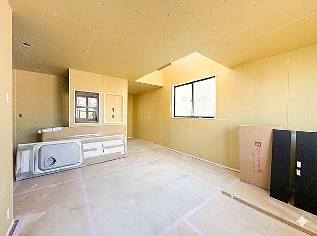 【リビング】光が溢れ、風も溢れ、居心地のよい住空間、自然体で過ごせる住空間にリビングを。それは住むというシンプルなカタチをどこまでも追求してきた結果です。新築の厳かな居住性を身体全体で感じて…