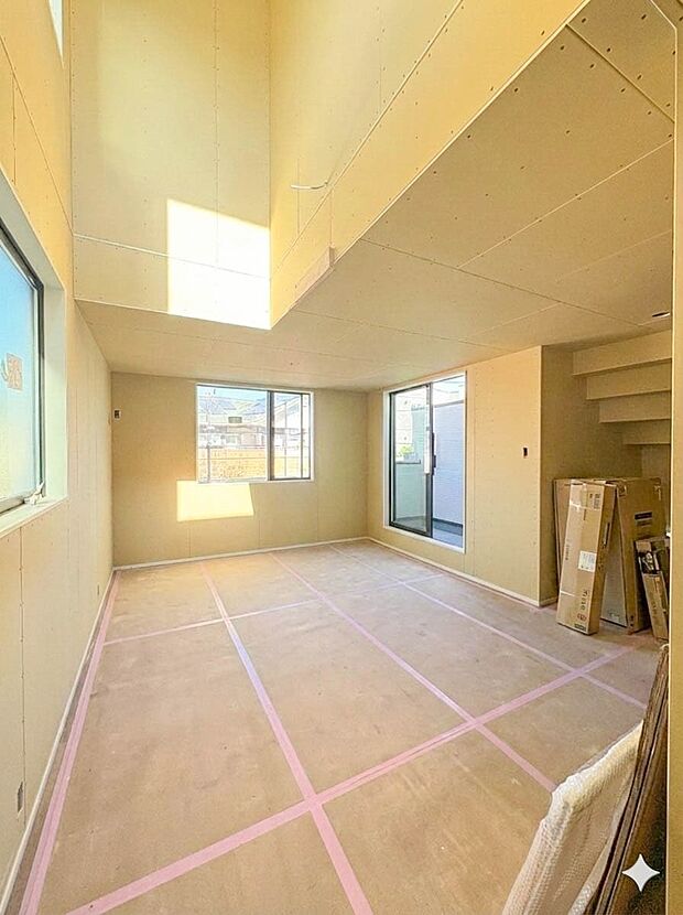 インテリアショップで見掛けた「あの家具」も置ける、ゆったりとした空間。時に広さが上質な寛ぎの時間になる事も。