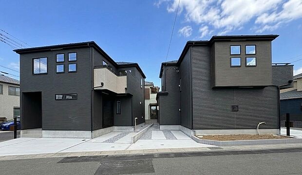 【外観】こちらの物件に少しでもご興味がありましたら、お気軽にお電話下さい。ネット上で「見えない物」「わからない事」でも、実際にご見学いただくことで、手に取るようにおわかりいただけるはずです。…