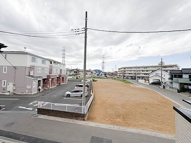 【眺望】眺望や窓からの景色が良いと、家で過ごす時間も快適です。