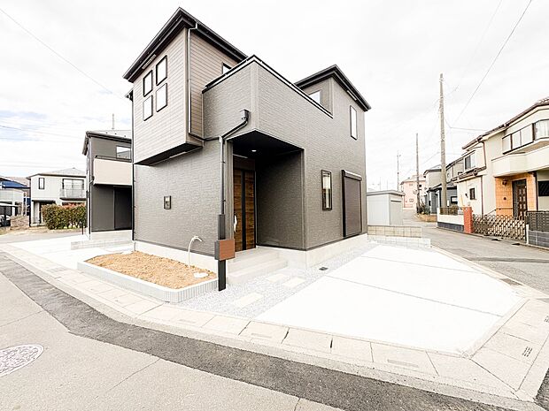 【外観】こちらの物件が少しでも気になるようでしたら、お気軽にお問合せください。人生でいちばん大きなお買い物ですので、ゆっくりご見学ください。ネット上の画像と実際の見学では、リアル感がまるで違…