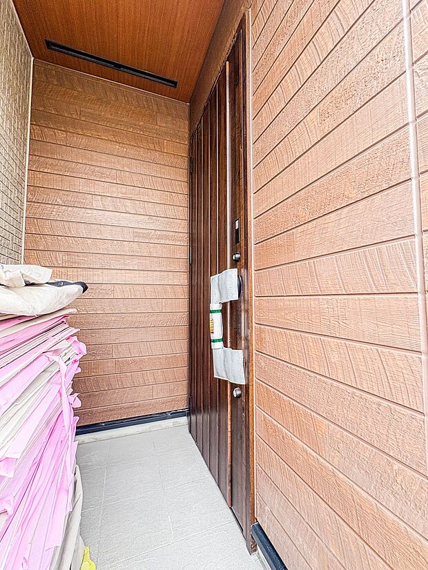 【外観】こちらの物件が少しでも気になるようでしたら、お気軽にお問合せください。人生でいちばん大きなお買い物ですので、ゆっくりご見学ください。ネット上の画像と実際の見学では、リアル感がまるで違…