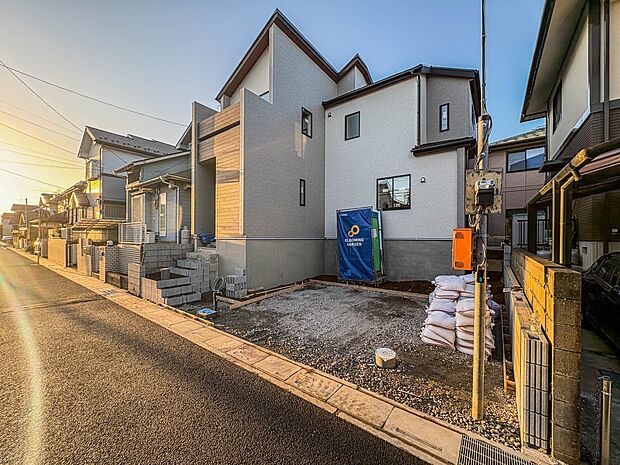 【外観】こちらの物件が少しでも気になるようでしたら、お気軽にお問合せください。人生でいちばん大きなお買い物ですので、ゆっくりご見学ください。ネット上の画像と実際の見学では、リアル感がまるで違…