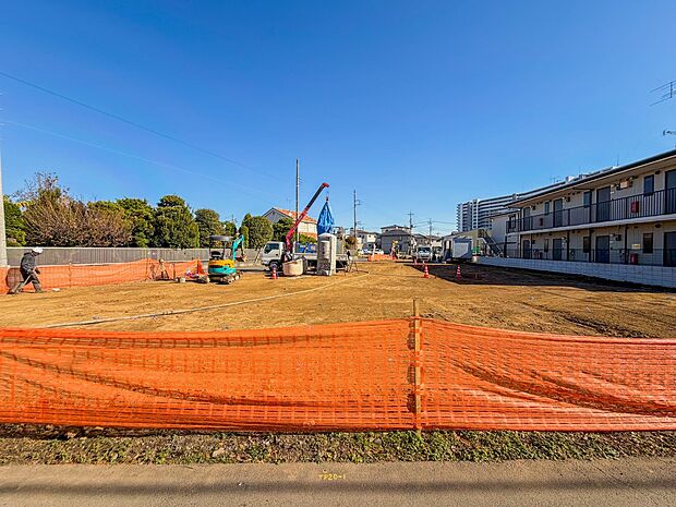 【外観】家族の温かさと陽光の暖かさ、楽しい毎日と明るい未来を予感させる「空間が織り成すひとつ先の住み心地」を演出します。