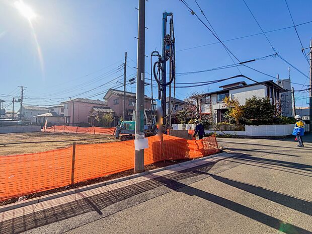 【外観】家は一生のお買物。自分ならではの家族ならではの、家にしたい。書斎を設ける。子どものプレイングルームを設ける。趣味のオーディオルームを設置する。夢を追うオンリーワンの家です。