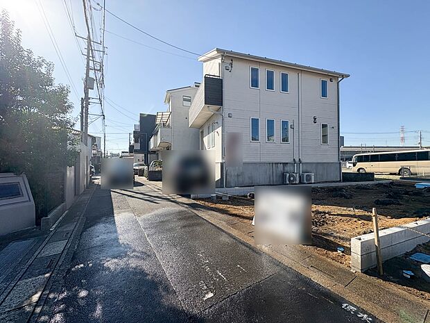 3号棟【前面道路4m】陽当りや通風性など各所に施された工夫で住みやすさを実現。部屋の大きさや周辺環境・街並など、資料には掲載していない情報が現地にはたくさんございます。是非ご確認下さい。