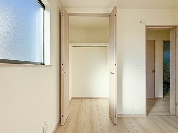 A号棟【収納】限られたスペースを有効に活用できる壁面クローゼット。