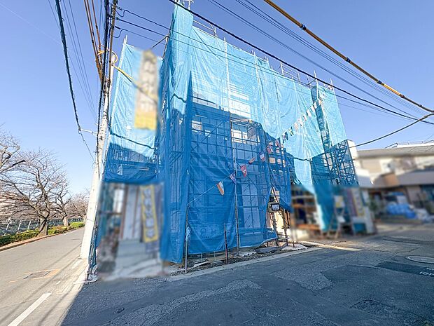 【外観】こちらの物件が少しでも気になるようでしたら、お気軽にお問合せください。人生でいちばん大きなお買い物ですので、ゆっくりご見学ください。ネット上の画像と実際の見学では、リアル感がまるで違…