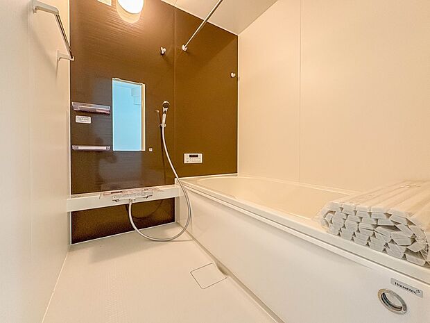 【浴室】一日の疲れを癒してくれるお風呂空間。使いやすさと上質な質感を両立して、単なる習慣から特別な時間に変わるはず。