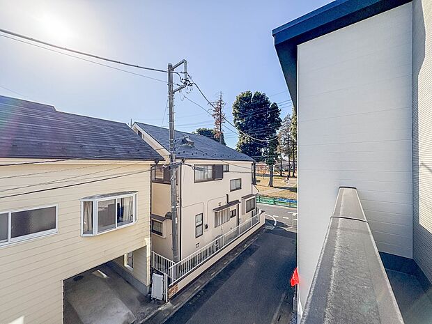 【眺望】眺望や窓からの景色が良いと、家で過ごす時間も快適です。