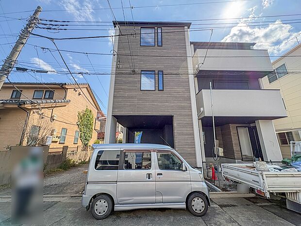 【外観】周辺は車通りが少なく閑静な住宅街です。