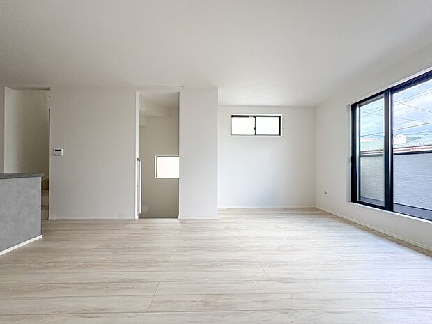 【LDK-17.6帖】光が溢れ、風も溢れ、居心地のよい住空間、自然体で過ごせる住空間にリビングを。