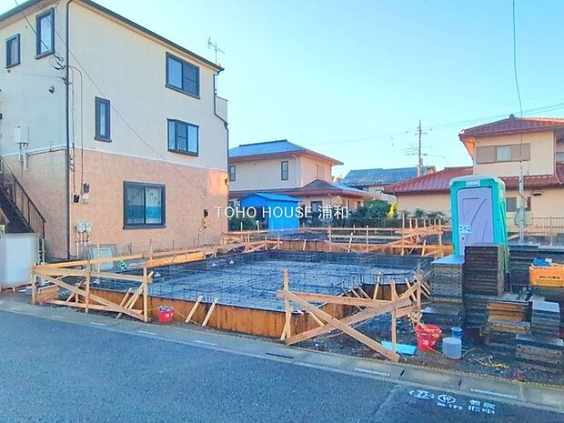 A号棟【前面道路】車の通行が少ないので、静かな住環境を維持することができます。