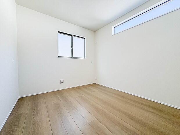 C号棟【子供部屋5.25帖】お子様のお部屋にぴったりなクロークを備えたフローリング仕様の洋室です。