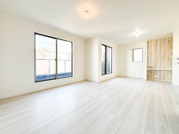 会話が弾むリビング、料理が愉しくなるキッチン、明日への活力を養うベッドルーム。家は暮らしを快適にする場所です。安らぎの日々にふさわしい最新設備・仕様を採用しました。