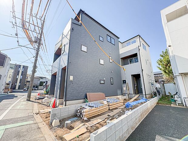 3号棟【前面道路7m】車の通行が少ないので、静かな住環境を維持することができます。