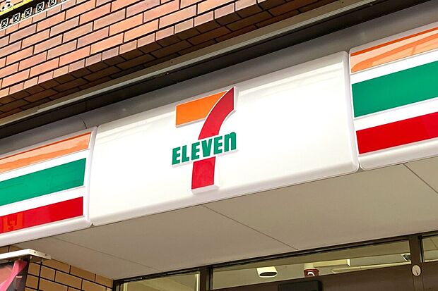 コンビニ 449m セブンイレブン(セブンイレブンは近くて便利を掲げています。近くとは、心の近さ。便利とはモノが期待以上の品質でお客さまに届くこと。セブン銀行など新しいサービスを積極的に導入…