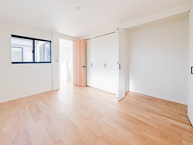 充実した生活は伸びやかな居室空間から始まります。快適に・伸びやかに。心の潤いを求める方々へ。