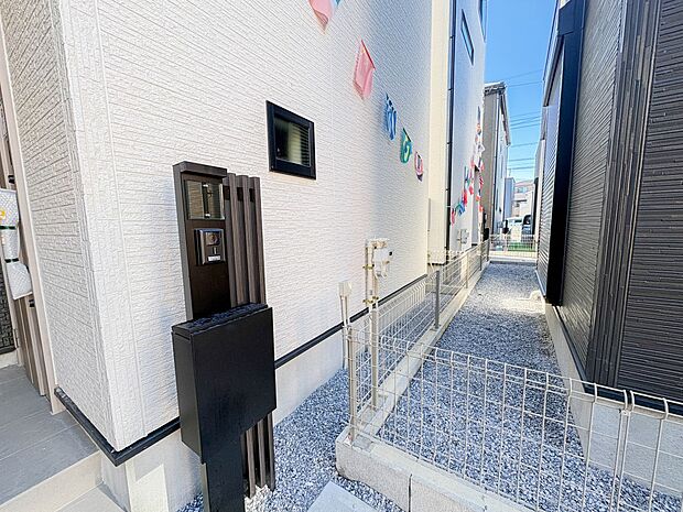 【庭】お庭にはプランター等をおいてガーデニングが楽しめます。